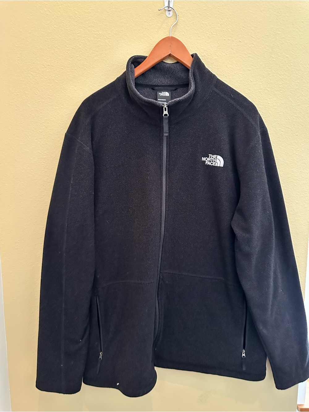 The North Face Black Lightweight Full-Zip Fleece Jacket